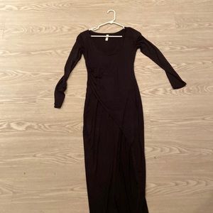 Scoop neck tunic with side slit